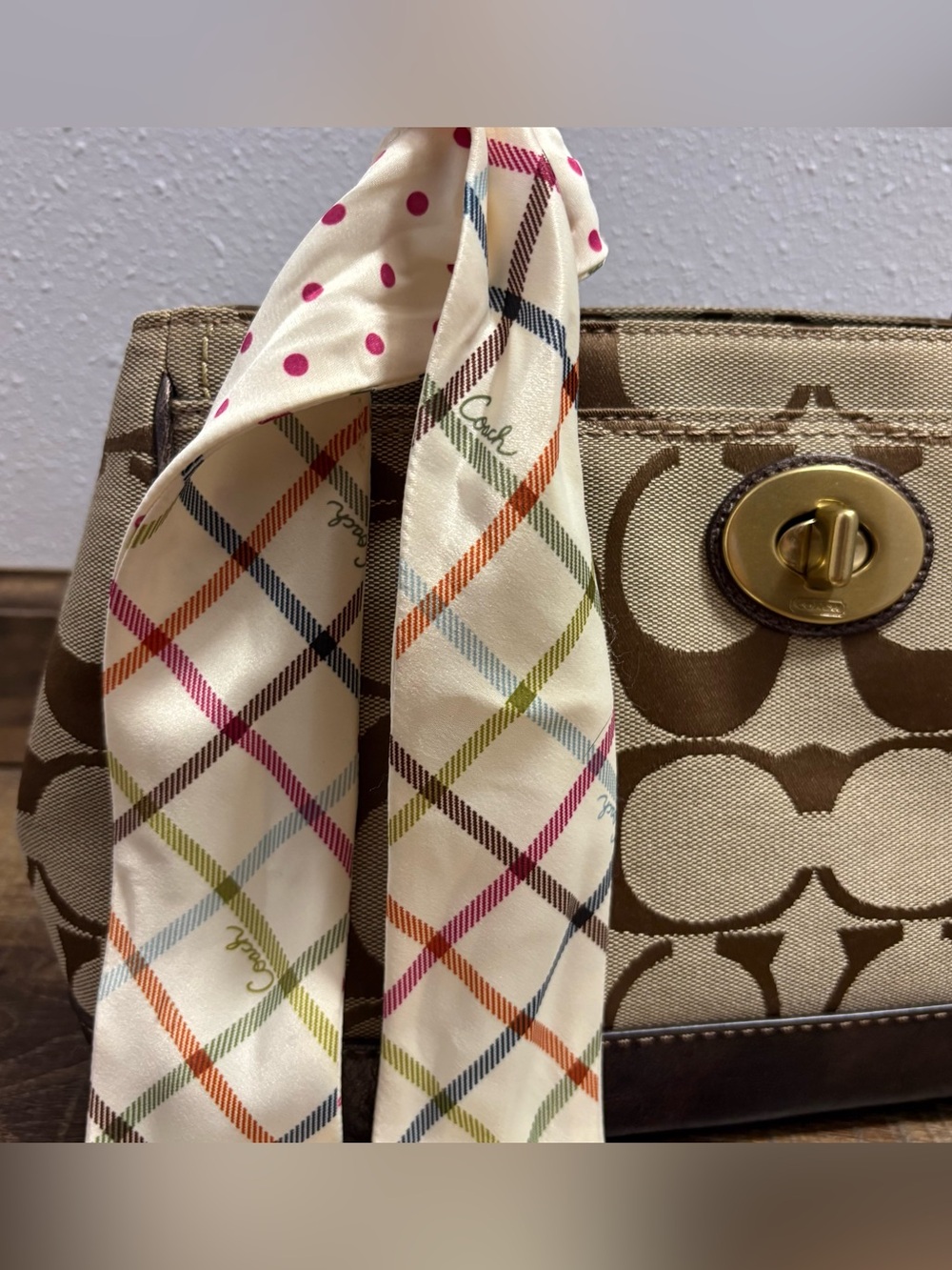 Vintage 2008 Coach Hamptons Madeline Signature Satchel (Style 12463) – Excellent - Picture 5 of 16